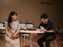 劇団普通「水彩画」より。（撮影：福島健太）