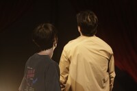 劇団7枠13番旗揚げ公演「折り合いの終幕」より。