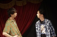 劇団7枠13番旗揚げ公演「折り合いの終幕」より。