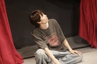 劇団7枠13番旗揚げ公演「折り合いの終幕」より。