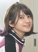 西井万理那扮する谷北朱璃。