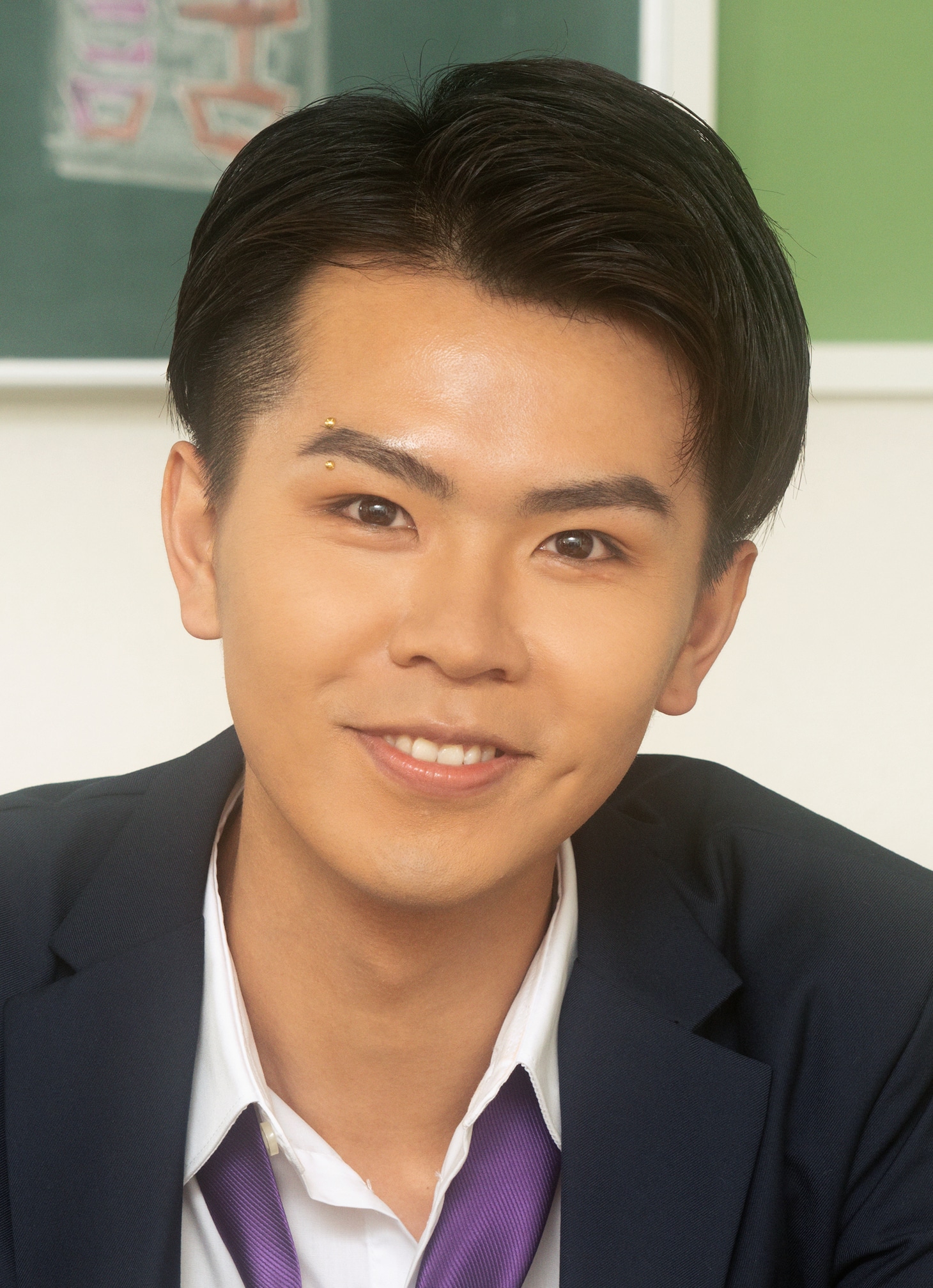 杉山湧飛扮する杉浦冬翔。