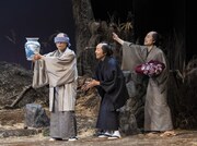 ナイロン100℃結成30周年記念公演 第2弾 ナイロン100℃ 49th SESSION「江戸時代の思い出」より。（撮影：引地信彦）