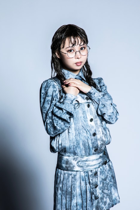 嘆きのマートル役の出口稚子。