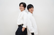 左から井之脇海、上川周作。