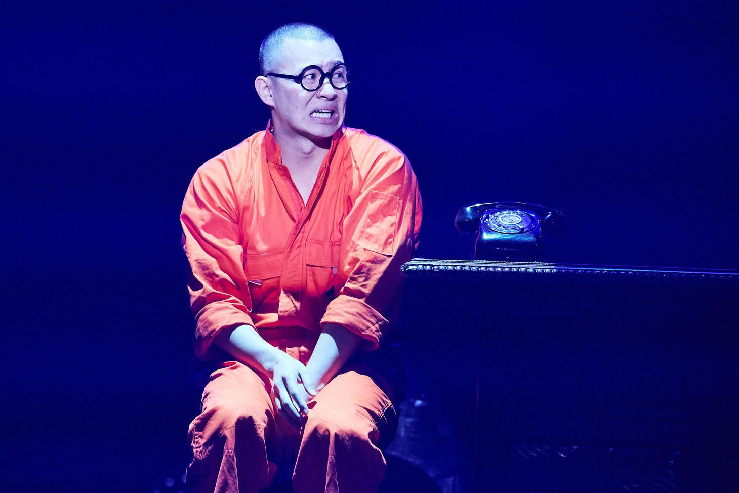 紀伊國屋ホール 60周年記念公演「熱海連続殺人事件」の「熱海殺人事件 Standard」より。（撮影：神ノ川智早）