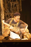 TEAM NACS Solo Project 5D2 -FIVE DIMENSIONS II-「死の笛」ゲネプロより。（撮影：村松巨規）