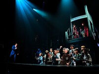 COCOON PRODUCTION 2024「ふくすけ 2024－歌舞伎町黙示録－」より。（撮影：細野晋司）