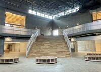 「恋はみずいろ」の会場となる奈義町立奈義中学校。