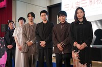 「東京芸術祭 2024 芸劇オータムセレクション 東京芸術劇場 Presents 木ノ下歌舞伎『三人吉三廓初買』」製作発表会の様子。
