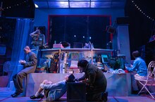 南極ゴジラ「（あたらしい）ジュラシックパーク」より。（撮影：おまつ（松下））