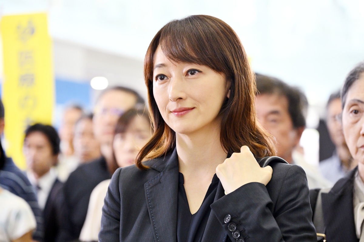 花總まりが医療訴訟で有名な弁護士役に、テレビドラマ「ブラックペアン」第4話