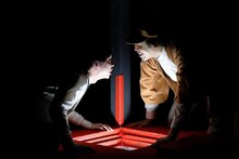 流山児★事務所 2024年夏公演「叛乱のオペラ ～喜劇阿部定1936～」より。（撮影：横田敦史）