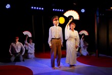 流山児★事務所 2024年夏公演「叛乱のオペラ ～喜劇阿部定1936～」より。（撮影：横田敦史）