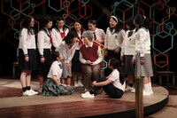 劇団民藝「真夜中の太陽」より。