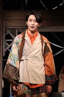 劇団番町ボーイズ☆結成10周年記念公演「蚕は桑の夢を見る」より。