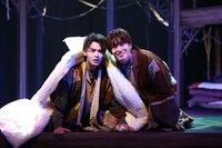 劇団番町ボーイズ☆結成10周年記念公演「蚕は桑の夢を見る」より。