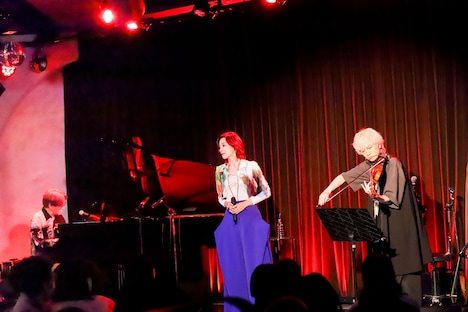 「MAKOTO TSUBASA Thank You Concert STREAM of TIME ～時の流れ～ vol.3」より。