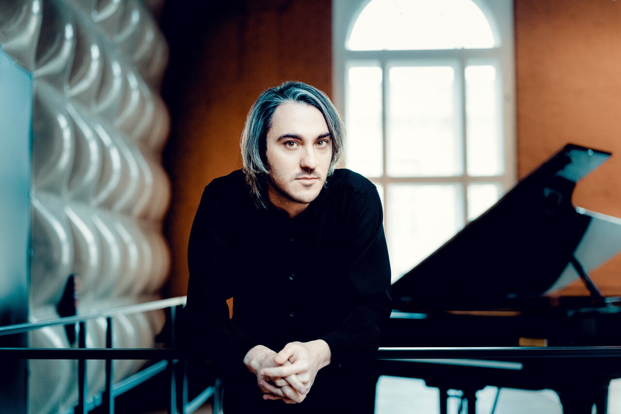 【サイン入り！】Alexander/GADJIEV  アレクサンデル・ガジェヴ アレクサンダー・ガジェヴ（Photo by Andrej Grilc） - MBSが