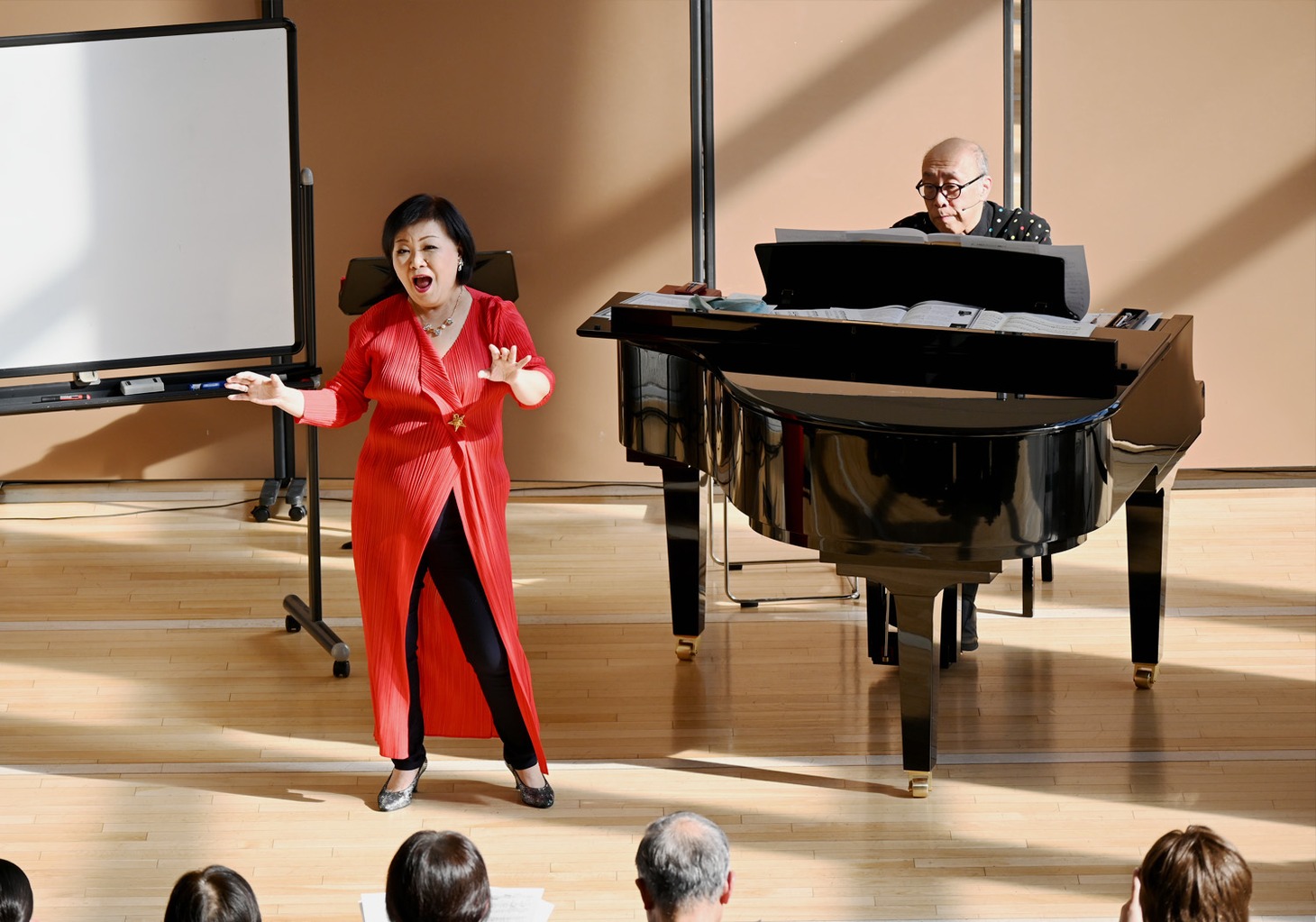 「教えて、ブルーアイランド先生！『新国立劇場で学ぶ西洋音楽史』」より。