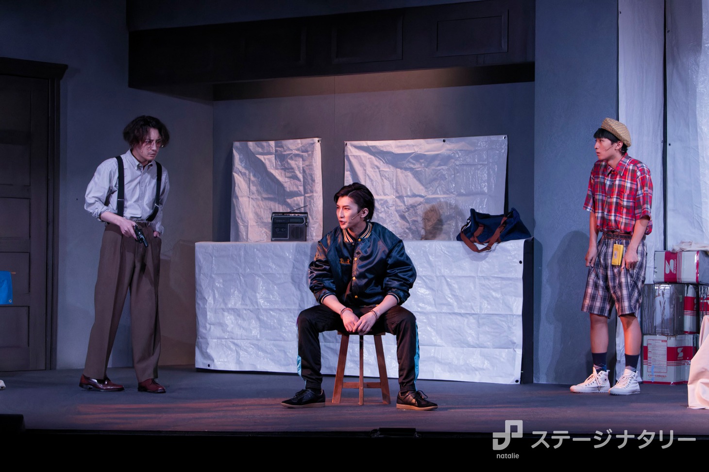 三人芝居「6006（ロクゼロゼロロク）」より。