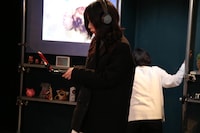 「害悪」2021年公演の様子。（撮影：木村恵美子）