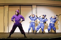 「舞台『忍たま乱太郎』～はじめまして！三年生、全員集合の段～」より。（撮影：丸山尚）