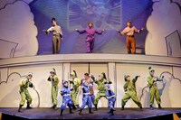 「舞台『忍たま乱太郎』～はじめまして！三年生、全員集合の段～」より。（撮影：丸山尚）