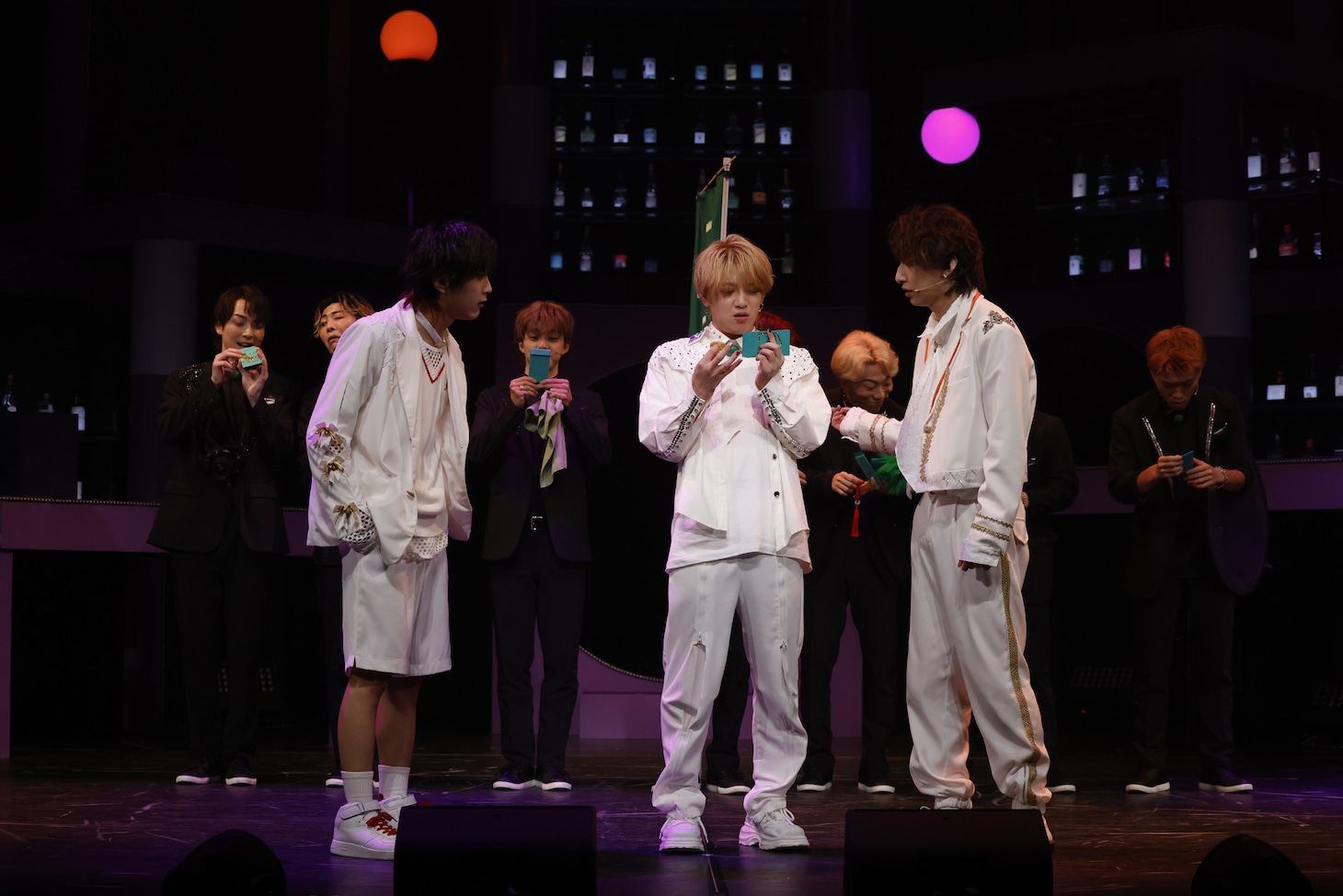 Stray Cityシリーズ「Club ドーシャ」より。（撮影：小境勝巳、佐藤薫）(c) Stray Cityシリーズ「Club ドーシャ」製作委員会