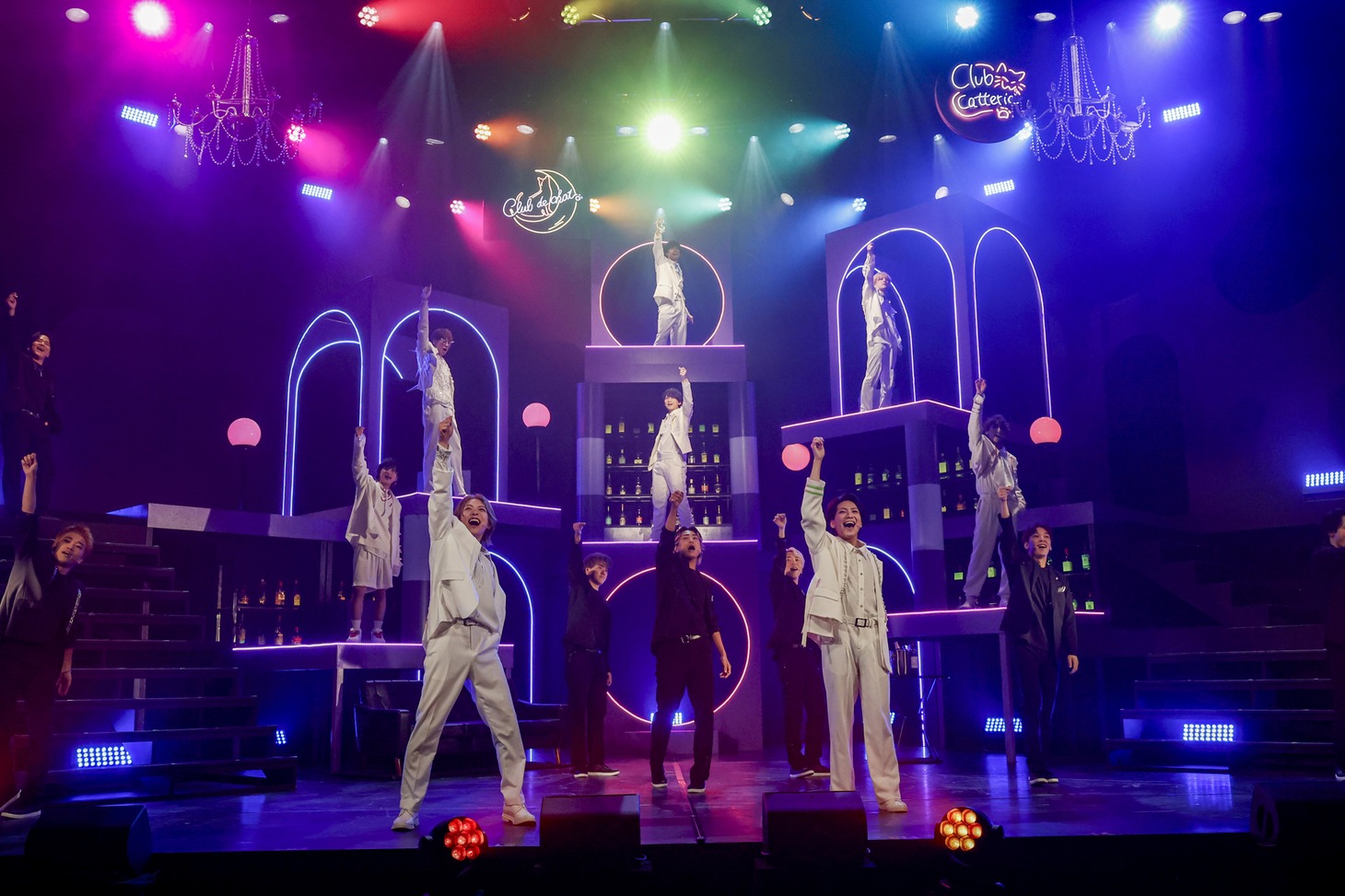 Stray Cityシリーズ「Club ドーシャ」より。（撮影：小境勝巳、佐藤薫）(c) Stray Cityシリーズ「Club ドーシャ」製作委員会