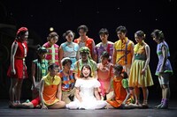 劇団四季 ファミリーミュージカル「エルコスの祈り」より。（撮影：樋口隆宏）