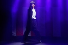 柿喰う客 FULL CONTACT「愉快犯」より。（撮影：サギサカユウマ）