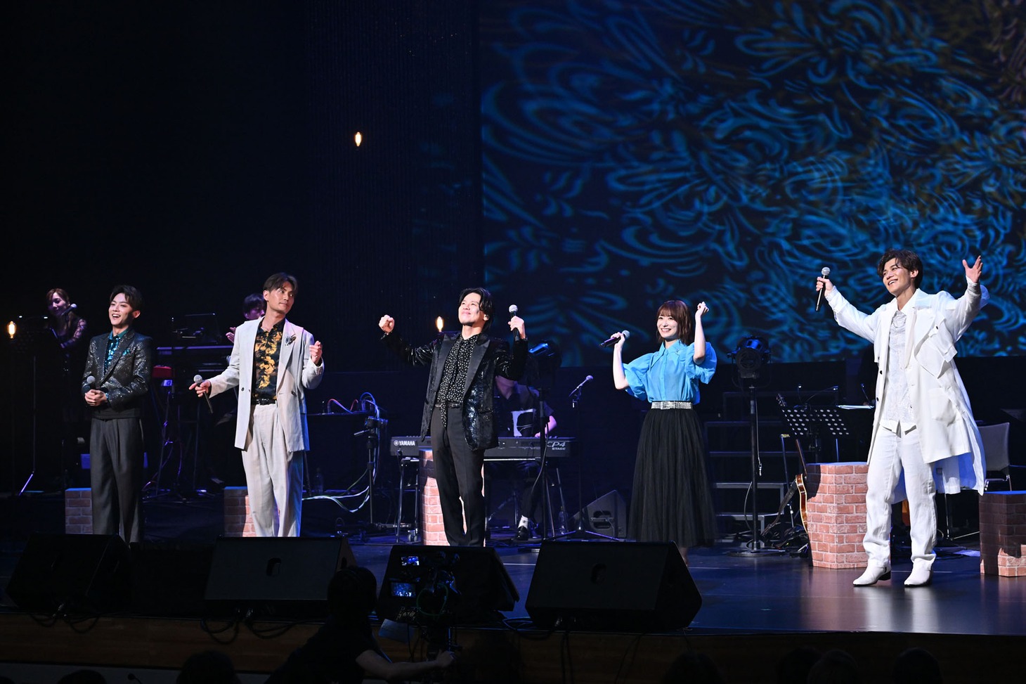 「Musical Stage 24 - Songs&Dance&The history of Pops」より。