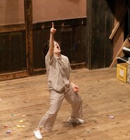 小口舞馨 一人芝居「百日紅の色」稽古の様子。