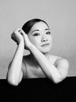 佐々晴香（Photo by Tobias Regell）