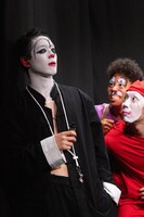 フライングシアター自由劇場「あざみの花咲く頃」より。(c)フライングシアター自由劇場