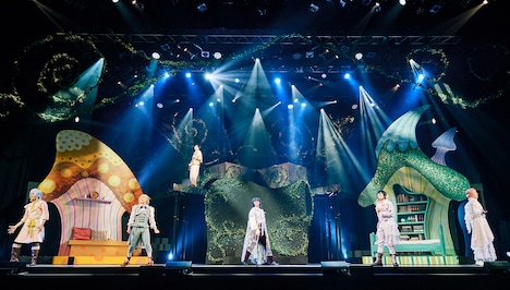 「劇団『ドラマティカ』ACT4 / 魔女とお菓子の家」より。