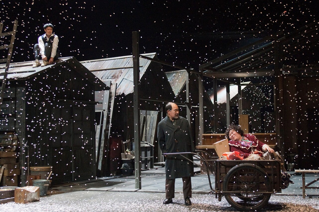 鄭義信作・演出「焼肉ドラゴン」4度目の上演決定、公募オーディションも実施