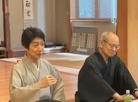 左から野村萬斎、野村万作。