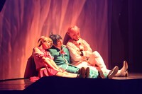 「『魔入りました！入間くん』THE STAGE 再演」より。（撮影：丸山尚）