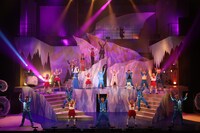 「『魔入りました！入間くん』THE STAGE 再演」より。（撮影：丸山尚）