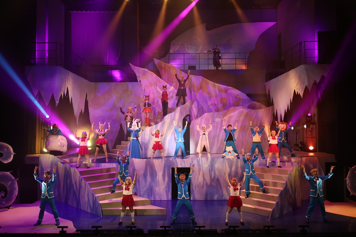 「『魔入りました！入間くん』THE STAGE 再演」より。（撮影：丸山尚）