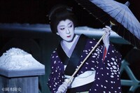 「日本橋」より。