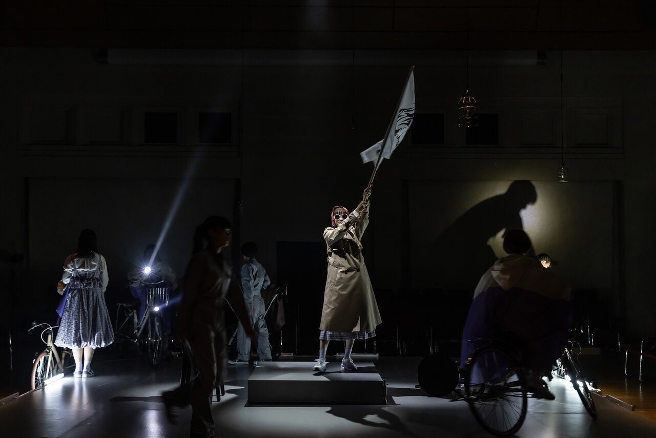 月刊「根本宗子」の15周年公演「共闘者」幕開け、「観てください！の一言に尽きる」