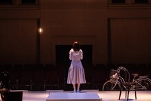 月刊「根本宗子」第19号「共闘者」より（撮影：Masayo）