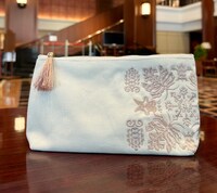 博多座オリジナル遮光ポーチ