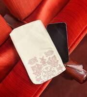 博多座オリジナル遮光ポーチ