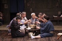 ヒトハダ 第2回公演「旅芸人の記録」より。