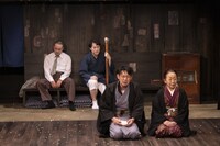 ヒトハダ 第2回公演「旅芸人の記録」より。