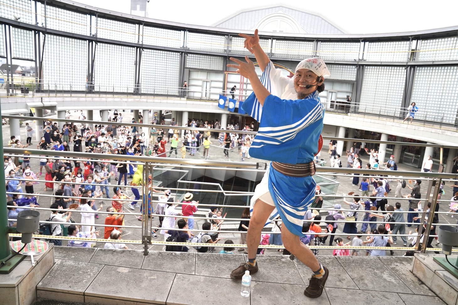 「後夜祭！さいさい盆踊り」より。(c)大洞博靖